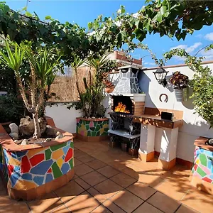 Airport-bcn, Atico, Terraza Privada&barbacoa 3* Viladecans